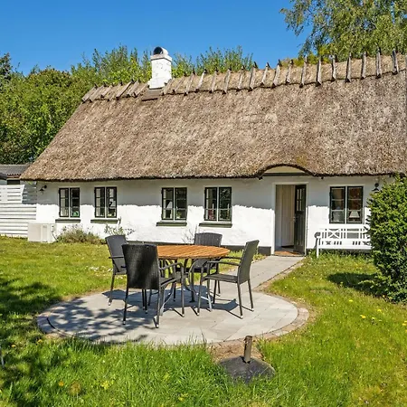 2 Bedroom Cozy In Dianalund Dom wakacyjny