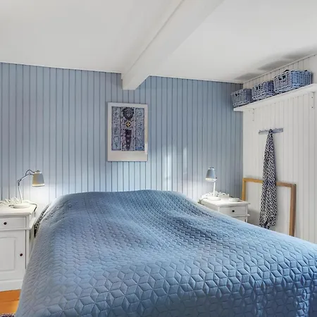 2 Bedroom Cozy In Dianalund Dom wakacyjny *